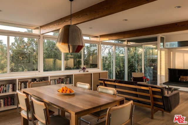 11526 Laurelcrest Drive, Studio City, CA 91604 — photo 5 of 35