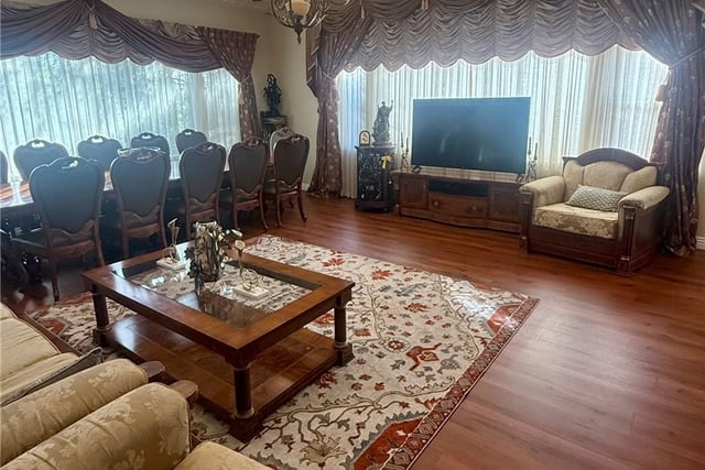 3100 Charing Cross Rd, Glendale, CA 91206 — photo 14 of 44