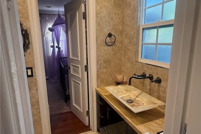3100 Charing Cross Rd, Glendale, CA 91206 — photo 33 of 44