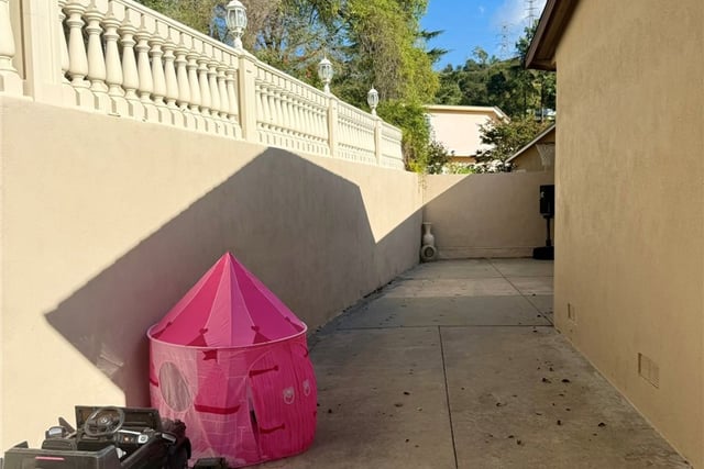 3100 Charing Cross Rd, Glendale, CA 91206 — photo 39 of 44