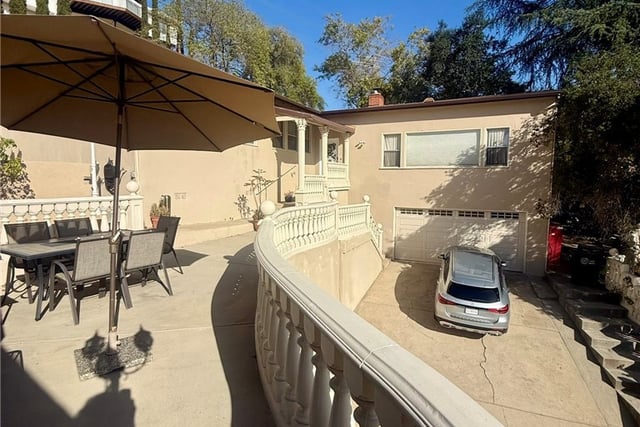 3100 Charing Cross Rd, Glendale, CA 91206 — photo 5 of 44