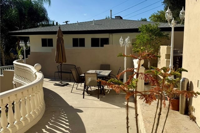 3100 Charing Cross Rd, Glendale, CA 91206 — photo 7 of 44