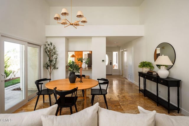 901 Ruby Avenue, Ventura, CA 93004 — photo 12 of 29