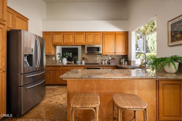 901 Ruby Avenue, Ventura, CA 93004 — photo 14 of 29
