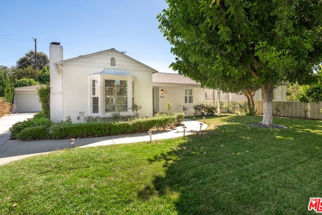 11752 Hartsook Street, Valley Village, CA 91607 — photo 3 of 30