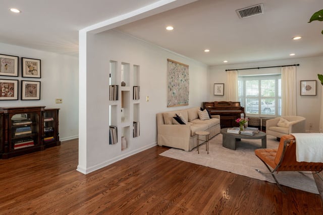 11752 Hartsook Street, Valley Village, CA 91607 — photo 4 of 30