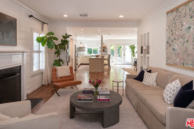 11752 Hartsook Street, Valley Village, CA 91607 — photo 8 of 30