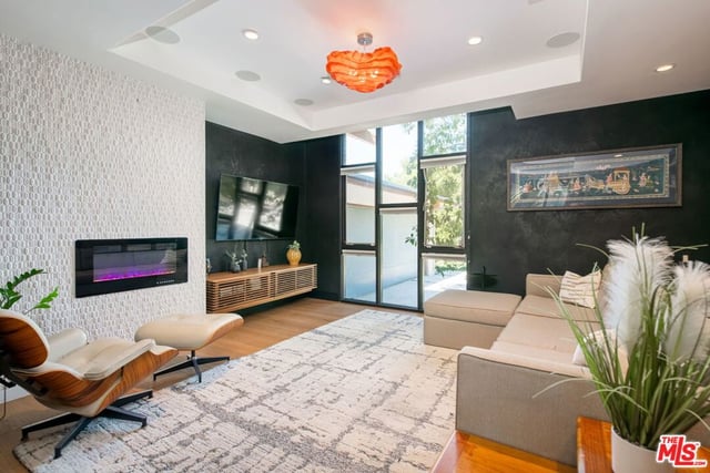 17340 Clark Street, Encino, CA 91316 — photo 18 of 64