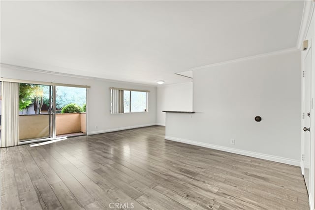 5403 Newcastle Avenue, Encino, CA 91316 — photo 10 of 40
