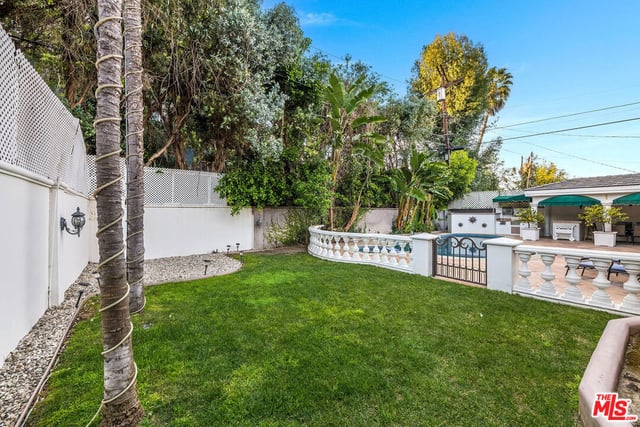 4063 Benedict Canyon Drive, Sherman Oaks, CA 91423 — photo 23 of 46