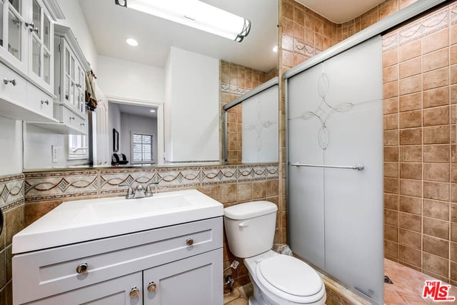 4063 Benedict Canyon Drive, Sherman Oaks, CA 91423 — photo 28 of 46