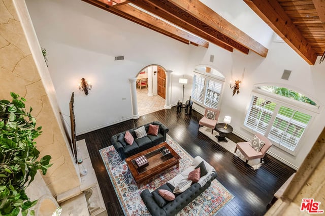 4063 Benedict Canyon Drive, Sherman Oaks, CA 91423 — photo 8 of 46