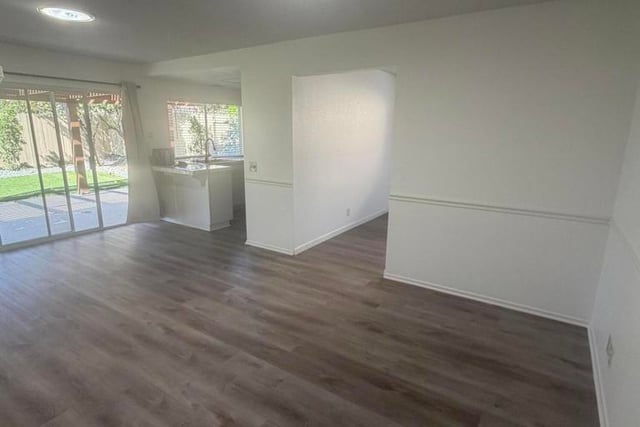 2461 Bunting Avenue, Ventura, CA 93003 — photo 5 of 9