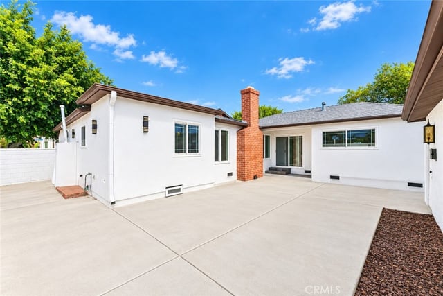 9246 Manzanar, Downey, CA 90240 — photo 17 of 18