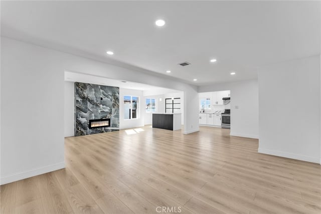 9246 Manzanar, Downey, CA 90240 — photo 4 of 18