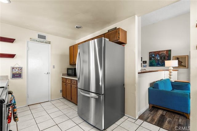 23834 Box Canyon Rd, West Hills, CA 91304 — photo 11 of 34
