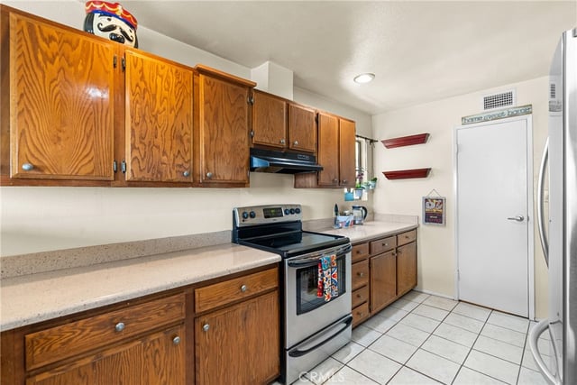 23834 Box Canyon Rd, West Hills, CA 91304 — photo 13 of 34