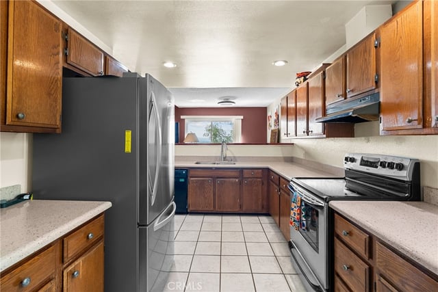 23834 Box Canyon Rd, West Hills, CA 91304 — photo 14 of 34