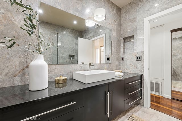 1305 N Columbus 203, Glendale, CA 91202 — photo 27 of 32