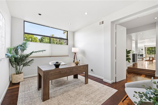 1305 N Columbus 203, Glendale, CA 91202 — photo 30 of 32