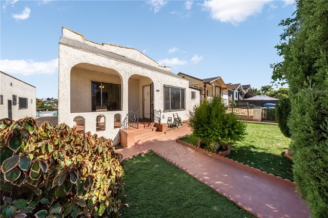 2531 Pomeroy Avenue, Los Angeles, CA 90033 — photo 3 of 37