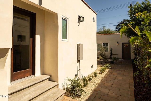 1762 Alvira Street, Los Angeles, CA 90035 — photo 35 of 40