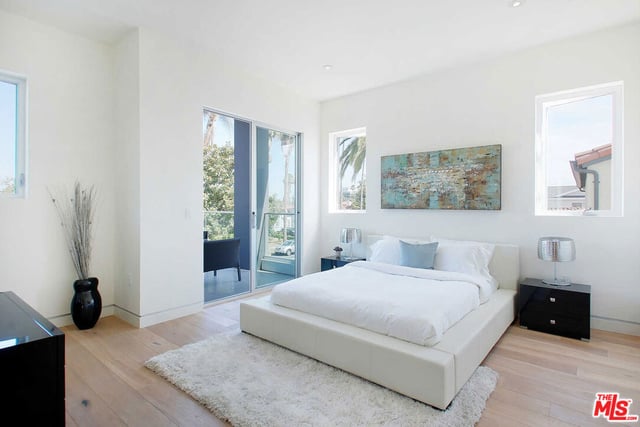 429 N Sweetzer Avenue, Los Angeles, CA 90048 — photo 23 of 44