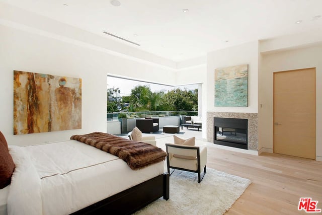 429 N Sweetzer Avenue, Los Angeles, CA 90048 — photo 33 of 44