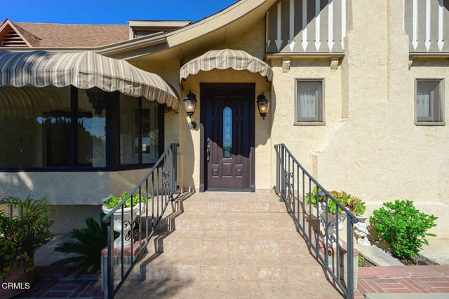 3267 Waverly Drive, Los Angeles, CA 90027 — photo 4 of 75