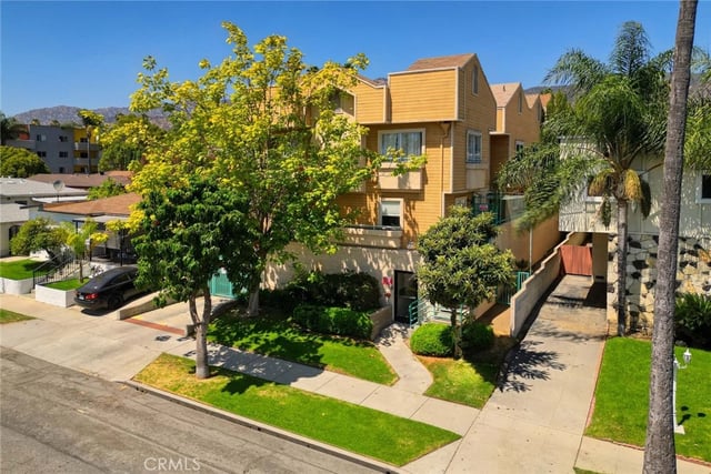 1421 5th 10, Glendale, CA 91201 — photo 36 of 45