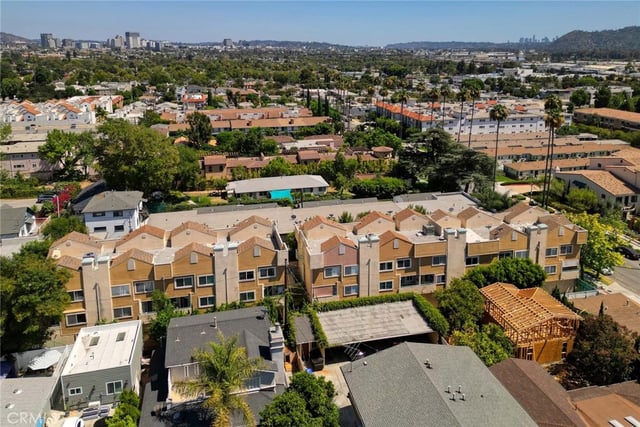 1421 5th 10, Glendale, CA 91201 — photo 37 of 45