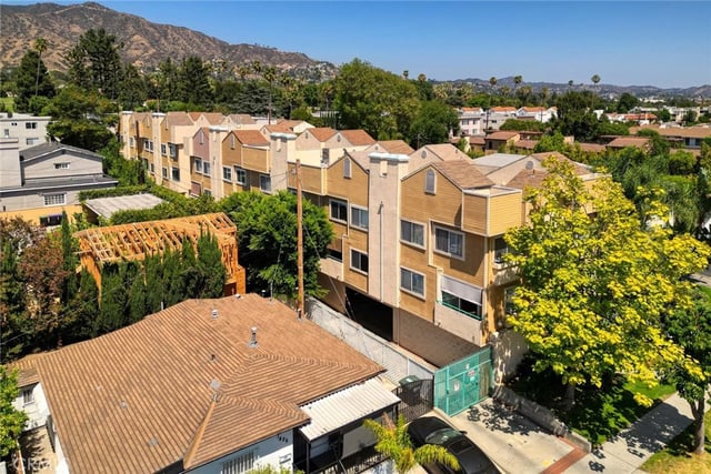 1421 5th 10, Glendale, CA 91201 — photo 43 of 45
