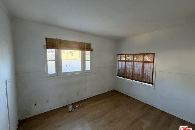819 Pier Avenue, Santa Monica, CA 90405 — photo 7 of 15