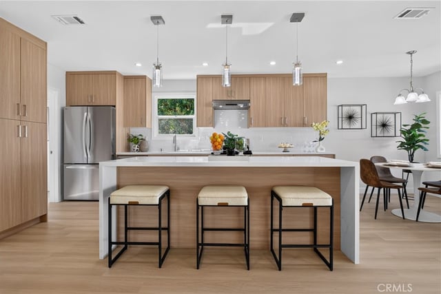10355 Dempsey Avenue, Granada Hills, CA 91344 — photo 11 of 40