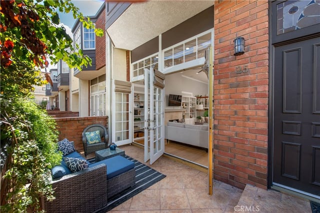 5420 Lindley Avenue 25, Encino, CA 91316 — photo 29 of 36