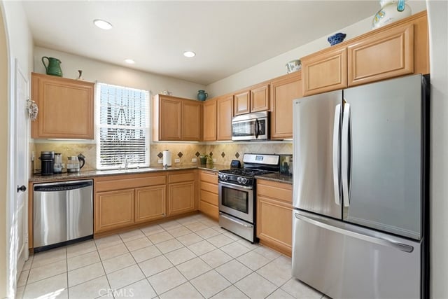 11501 Meleto, Porter Ranch, CA 91326 — photo 6 of 25