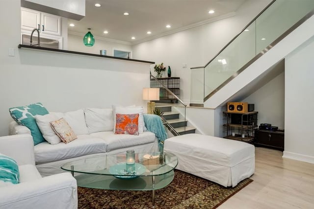 1144 17th Street 11, Santa Monica, CA 90403 — photo 4 of 24