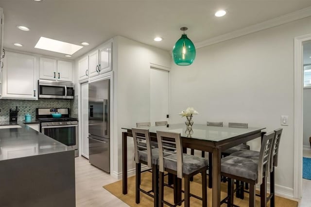 1144 17th Street 11, Santa Monica, CA 90403 — photo 7 of 24