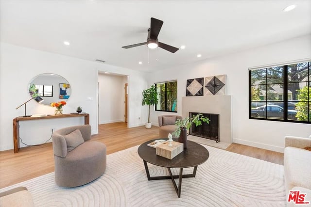4342 Bellaire Avenue, Studio City, CA 91604 — photo 16 of 52