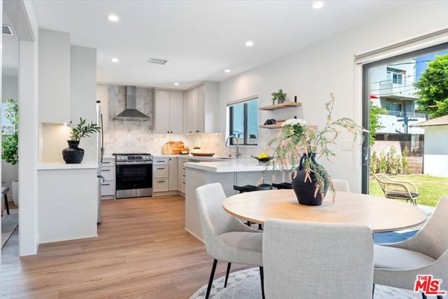 4342 Bellaire Avenue, Studio City, CA 91604 — photo 32 of 52