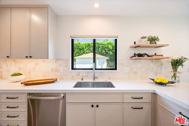 4342 Bellaire Avenue, Studio City, CA 91604 — photo 40 of 52