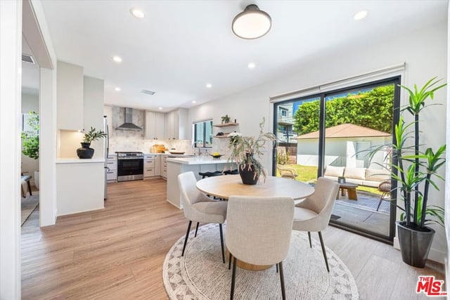 4342 Bellaire Avenue, Studio City, CA 91604 — photo 8 of 52