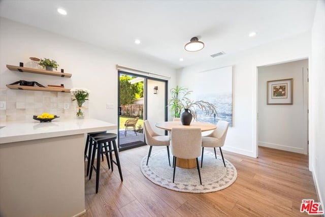 4342 Bellaire Avenue, Studio City, CA 91604 — photo 9 of 52