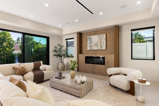 12408 Cumpston Street, Valley Village, CA 91607 — photo 16 of 65