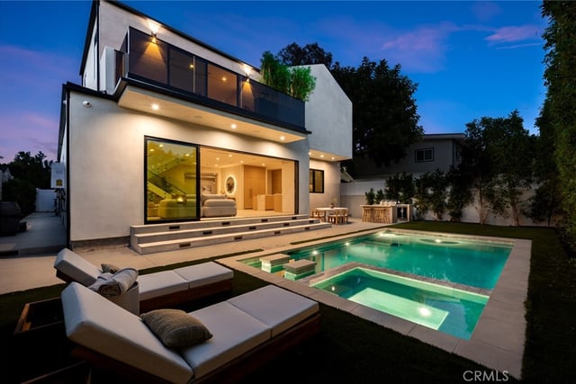 12408 Cumpston Street, Valley Village, CA 91607 — photo 7 of 65