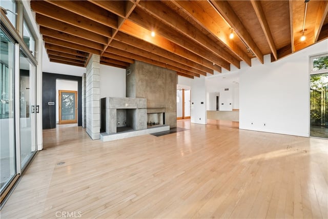 3800 Sunswept, Studio City, CA 91604 — photo 17 of 32