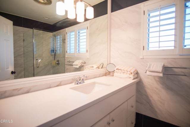 949 Calle Ruiz, Thousand Oaks, CA 91360 — photo 15 of 18