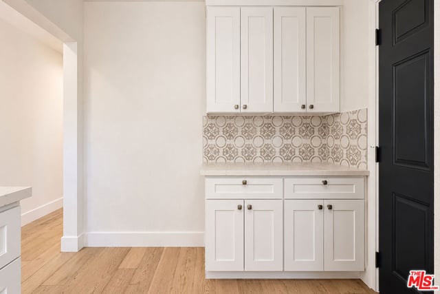 5143 Newcastle Avenue, Encino, CA 91316 — photo 15 of 33