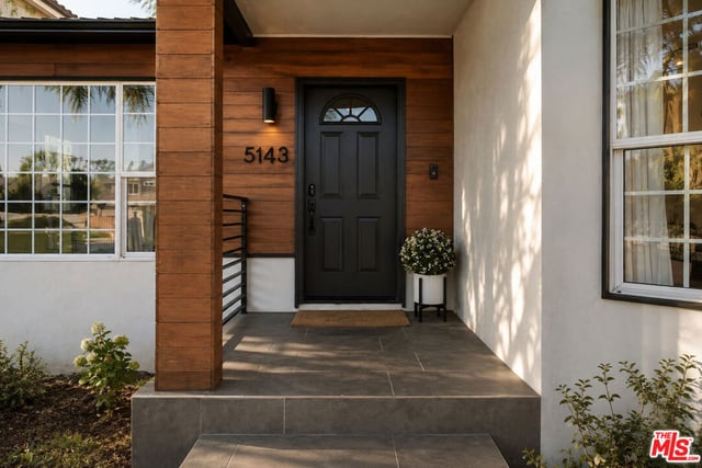 5143 Newcastle Avenue, Encino, CA 91316 — photo 30 of 33