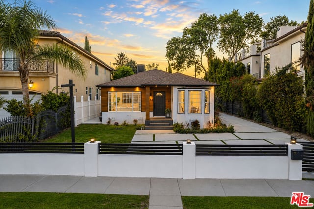5143 Newcastle Avenue, Encino, CA 91316 — photo 32 of 33